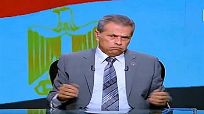 توفيق عكاشة لخصومه:”اللى قال مش طالع هتلاقينى طلعلك من الكوباية والفرن كمان” (فيديو)