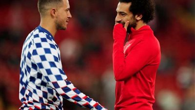 هازارد يتحدث عن مراسلة محمد صلاح عبر واتس آب