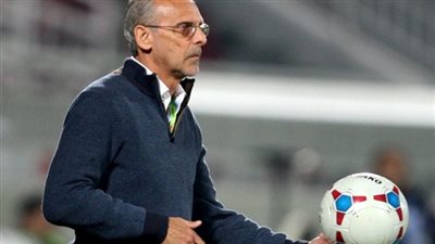 فييرا يختار 18 لاعبا بقائمة الإسماعيلي لمواجهة بيراميدز