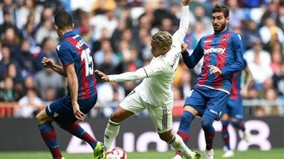 ريال مدريد يواصل التراجع و يسقط في فخ  الهزيمة أمام ليفانتي