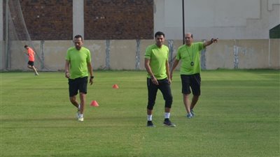 علاء نبيل يقود مران المقاولون بعد رفض إستقالته (صور)