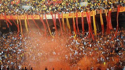 “كاف” يوضح موقفه من حرمان جماهير الترجي حضور نهائي أفريقيا