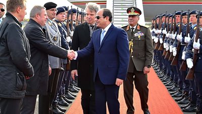 السيسى يلتقى الرئيس الألمانى ويزور مقر البرلمان