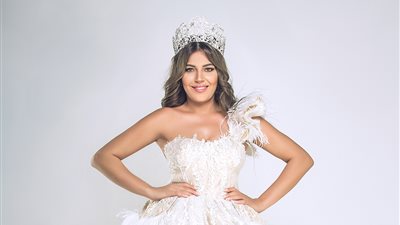 أماني كمال تتوج نجاح ” أبو العروسة ” بفستان زفاف