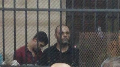 تأجيل محاكمة نجل الفنان المرسى أبو العباس المتهم بقتل أطفاله