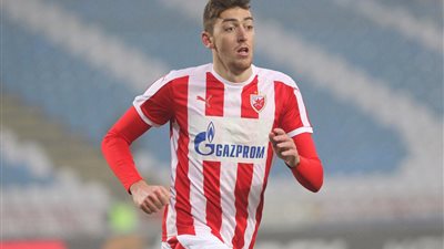 النجم الأحمر الصربى يضرب شباك ليفربول بهدفين فى نصف ساعة