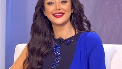 رضوى الشربيني تخرج عن صمتها.. “كل الكلام اتقال مع منى الشاذلي”
