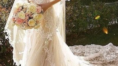 موضة 2019 لفساتين الزفاف تتميز بالبساطة واخفاء عيوب الجسم