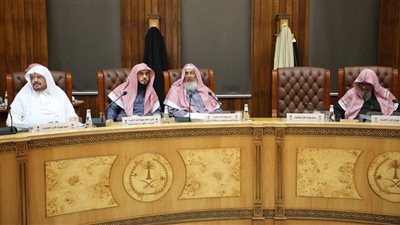 كبار علماء السعودية: قضاؤنا مستقل ولا سلطان عليه لغير الشريعة