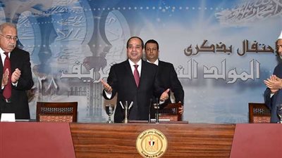 القعيد يطالب العامة للاستعلامات بطباعة خطبة السيسي وإرسالها لسفارات مصر بالعالم