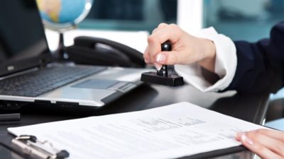 أخصائية طب نفسى تحذر من الزواج على الإنترنت