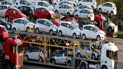 بأرخص الأسعار.. تعرف على شروط المشاركة فى مزاد سيارات الجمارك وأنواعها