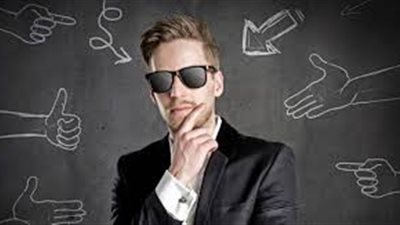 دراسة: محبي “السيلفي” مصابين بـ النرجسية والأنانية وحب الذات