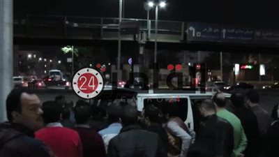 بدء عزاء الصيدلى المطعون فى السعودية بمسجد عمر مكرم (فيديو)