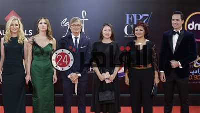 شاهد إطلالات الفنانات في حفل ختام مهرجان القاهرة السينمائي الدولي (صور)