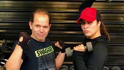 رامي إمام عن ياسمين عبد العزيز “المرأة الحديدية قلبًا وقالبًا”