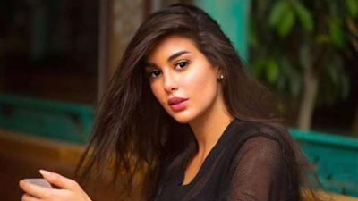 بعد جدل اختفاءها.. ياسمين صبري “ماشية بظهرها” في كوريا والسبب! (صورة)