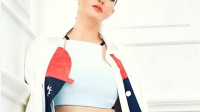 شاهد.. الفنانة غادة عبد الرازق فى أحداث جلسة تصوير (صور)