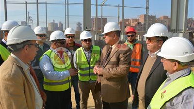 رئيس “مترو الأنفاق” يتفقد مراحل إنشاء ورشة جديدة لصيانة القطارات