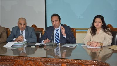 محمد عمر: زيارات للمديريات التعليمية الحدودية قريبًا (صور)