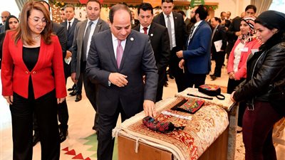 السيسي يفتتح معرض منتجات الأشخاص ذوي الإعاقة (صور)