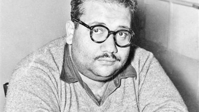 أصابته النكسة.. صلاح جاهين صاحب “الليلة الكبيرة” الذي رحل مُكتئبًا (صور)