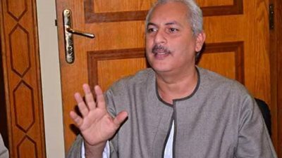 نقيب الفلاحين: عود من القمح خير من عامود الخرسانة