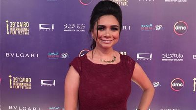 سالي: “سعيدة باستمرارى مع رجاء الجداوى في “وأنتوا بصحة وسعادة” على  “9090”