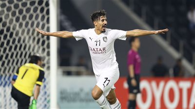  الجزائري “بونجاح” يتفوق على ميسي ورونالدو في 2018