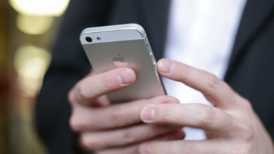 “آبل” معرضة لدفع 500 مليون دولار غرامة بسبب تعمدها إبطاء هواتف آيفون القديمة