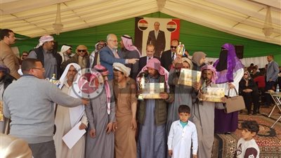 سيف مُزخرف وغياب المحافظ.. تفاصيل ختام مهرجان “الشرقية” العاشر للهجن العربية الأصيلة (صور)
