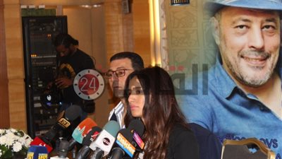 زينة: “شريف عرفة مش بيوجه الممثلين وبسمع كلام المخرجين” (صور)