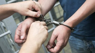 إخلاء سبيل صاحب محل بيع مبيدات تورط في وفاة 3 فتيات بـ”الحبة القاتلة” بالشرقية