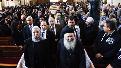 وزيرة التضامن تتقدم جنازة ضحايا منطقة الزرايب بحلوان وتقدم التعازي لأسرهم (صور)