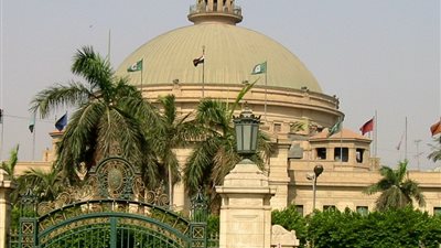 رسميًّا.. إلغاء امتحانات “الميدتيرم” بكلية الآداب جامعة القاهرة
