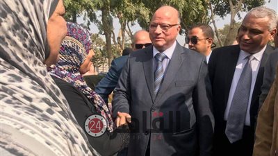 محافظ القاهرة يوجه باستمرار عمليات تطهير وتعقيم جميع المنشآت الحكومية
