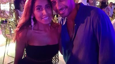 أحمد السعدني يحتفل بعيد ميلاد دينا الشربيني: “كل سنة وصورنا وحشة” (صور)