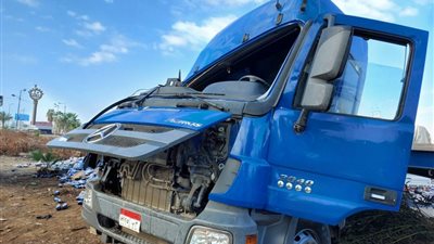 تصادم سيارتين على طريق مصر- إسكندرية الزراعي وتشكيل لجنة للتحقيق (صور)