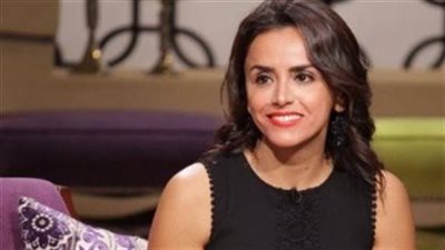 التصوير في زمن الكورونا.. علا رشدي تشارك جمهورها بصورة من كواليس “ونحب تانى ليه”