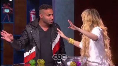 أحمد فهمي زوج هنا الزاهد من أوائل ضيوفها في “هزر فزر” (صور)