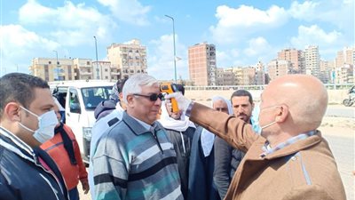 كمين يوقف رئيس مدينة دسوق بكفر الشيخ للكشف عن فيروس كورونا (صور)