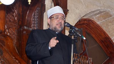 أول عقوبة لإمام مسجد خالف قرار غلق المساجد لمواجهة فيروس كورونا