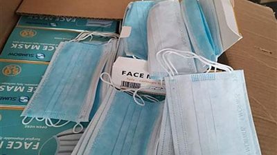 “الرقابة الإدارية” تضبط كمامات ومطهرات غير صالحة ومجهولة البيانات في 7 محافظات (صور)