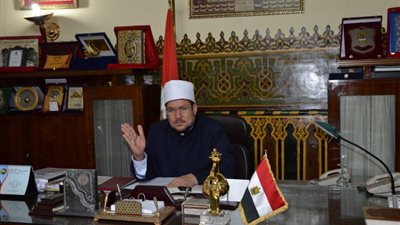 “الأوقاف” تنهى خدمة إمام مسجد بالدقهلية فتح “زاوية” لأداء صلاة الفجر