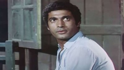 قدم 64 فيلمًا.. الذكرى الخامسة عشر على وفاة “النمر الأسود” أحمد زكي