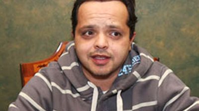 محمد هنيدي يسخر من كورونا بصورة من فيلم “سور الصين العظيم” (تفاصيل)