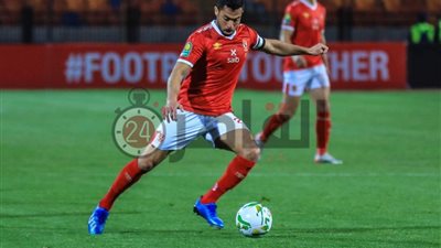 أحمد فتحي يطالب الأهلي بمهلة 48 ساعة لحسم التجديد