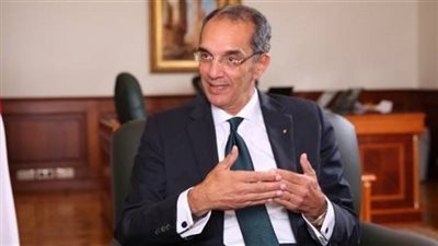 وزير الاتصالات يكشف سبب بطء سرعة الإنترنت في مصر (فيديو)