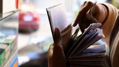 الحكومة تحسم الجدل بشأن تأجيل تحصيل فواتير الكهرباء لمدة 3 أشهر بسبب كورونا