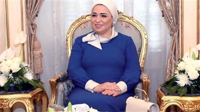 انتصار السيسي: “البر باليتيم من أرقى الأخلاق الإنسانية التي تستنزل الرحمات على المجتمع”